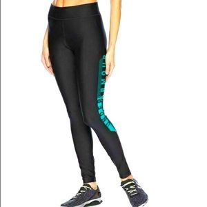 Under Armour HeatGear Black Graphic Legging Small